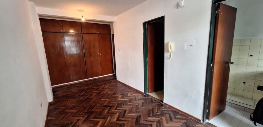 ALQUILER | Monoambiente en pleno centro de Paraná