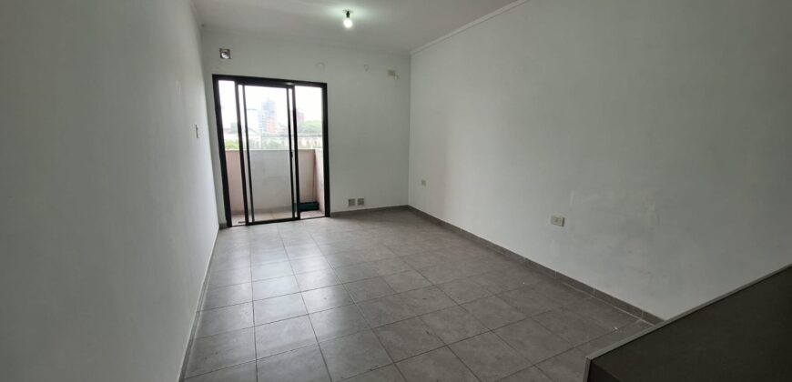 ALQUILER | Monoambiente al frente en calle Uruguay 431