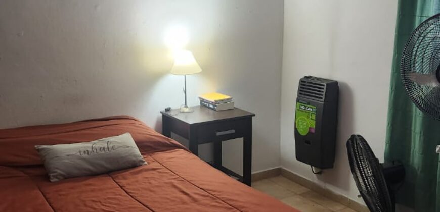 Departamento 1 dormitorio calle Feliciano entre San Martín y Monte Caseros