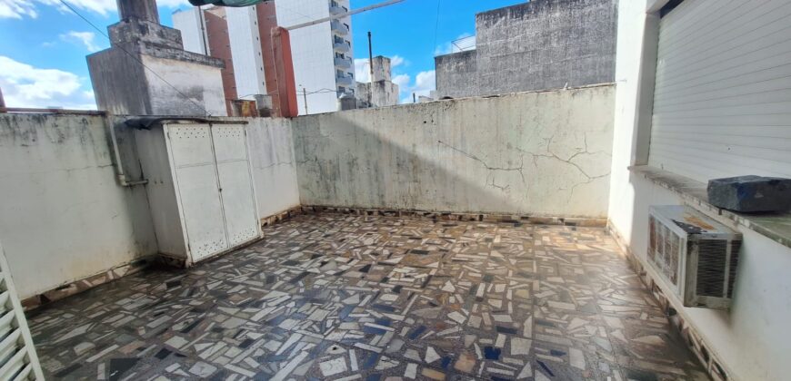 VENTA | Casa en planta alta en pleno centro de Paraná