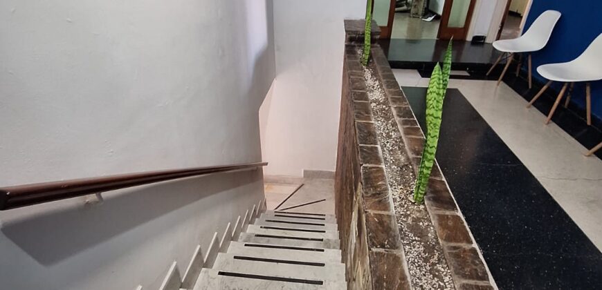 VENTA | Casa en planta alta en pleno centro de Paraná