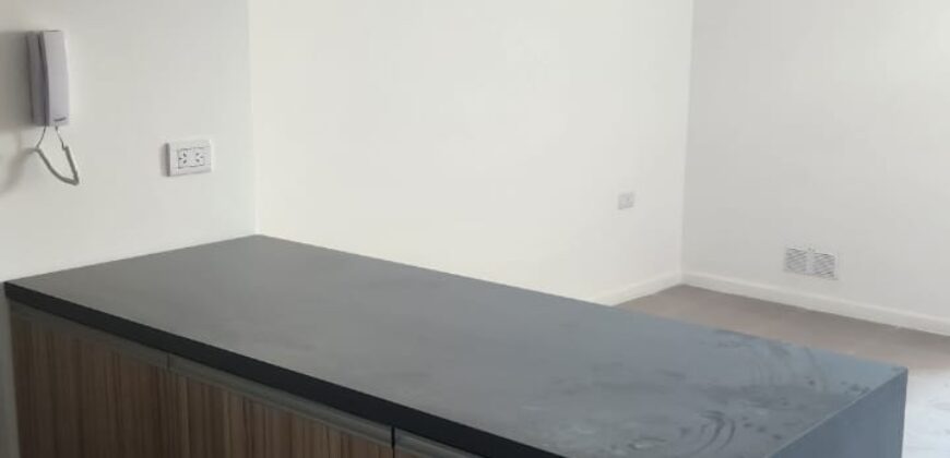 VENTA | Monoambiente frente a Plaza Alberdi