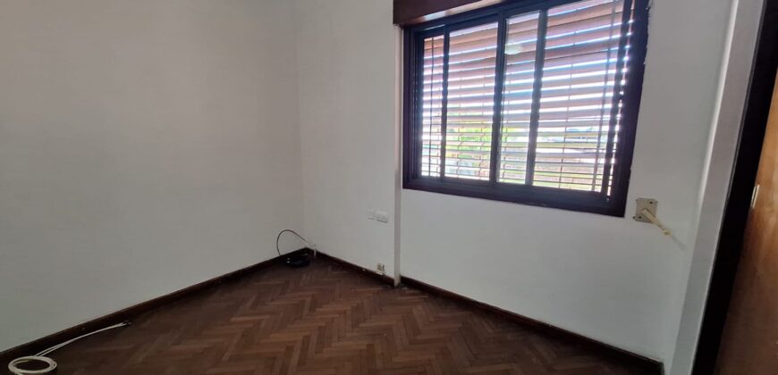 VENTA | Excelente casa de 2 plantas en zona Thompson