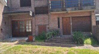 VENTA | Excelente casa de 2 plantas en zona Thompson