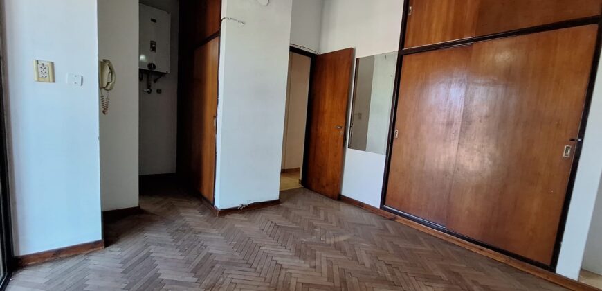 VENTA | Excelente casa de 2 plantas en zona Thompson