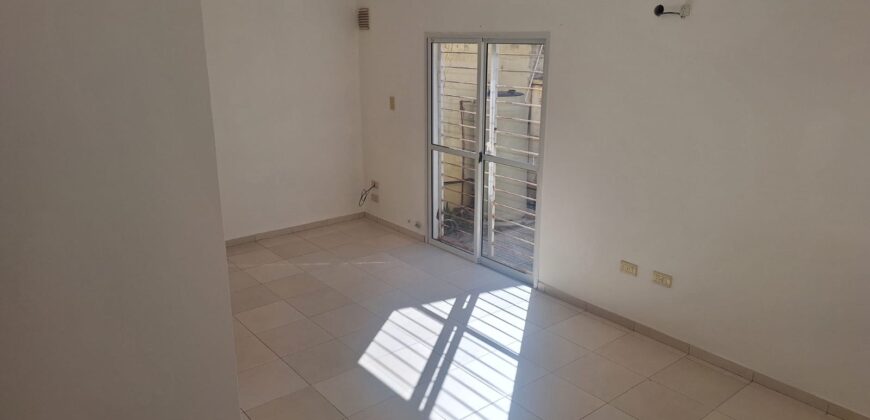 ALQUILER | Dúplex moderno en zona Paracao
