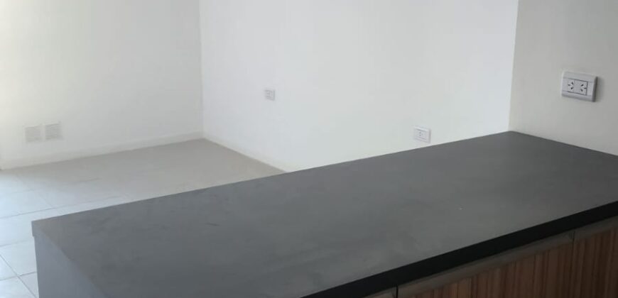 VENTA | Monoambiente moderno frente a Plaza Alberdi
