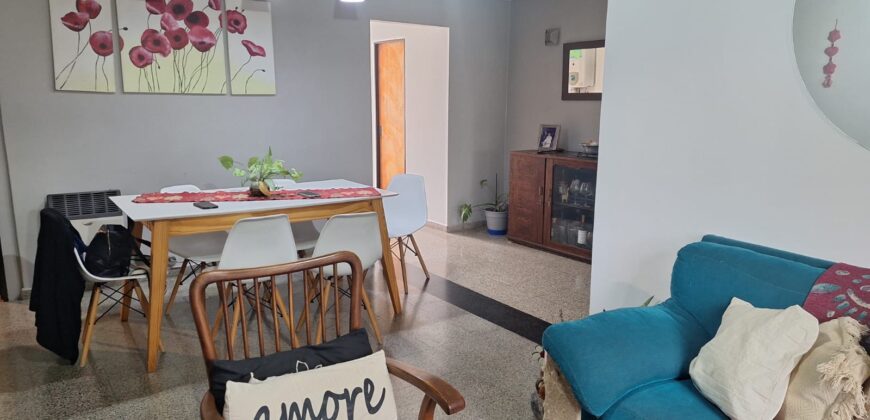 VENTA | Impecable casa con piscina en zona Newbery y División de los Andes