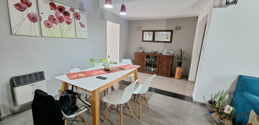 VENTA | Impecable casa con piscina en zona Newbery y División de los Andes